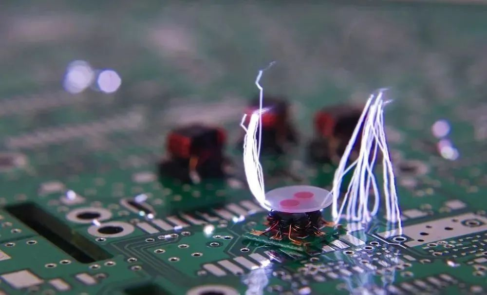 電磁兼容靜電放電ESD試驗(yàn)常見(jiàn)解決方案